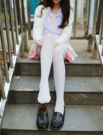 女人18毛毛片兔费码a片_超清免费观看最新